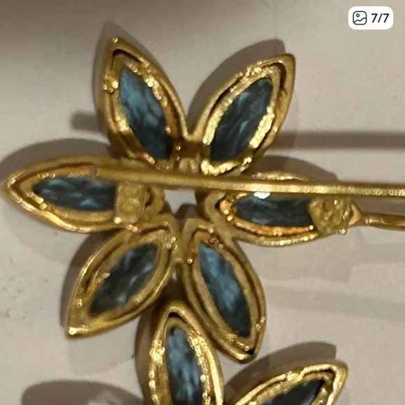 Slane 18k Sapphire Daisy Earrings Large Size - Picture 6 of 7